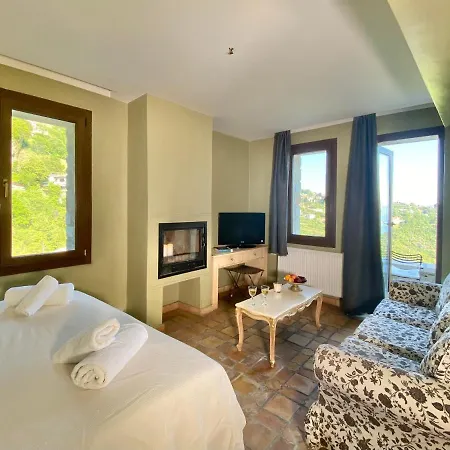 Archontika Karamarlis Hotel