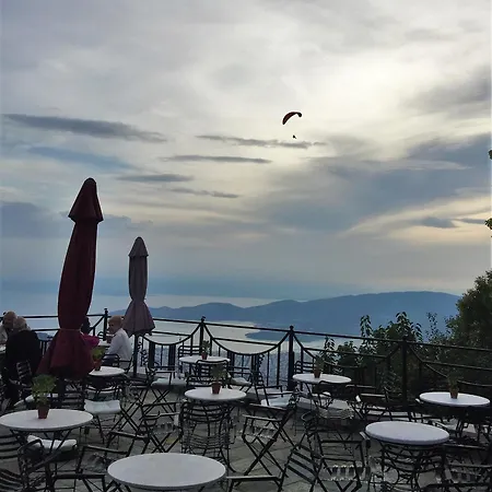 Hotel Archontika Karamarlis