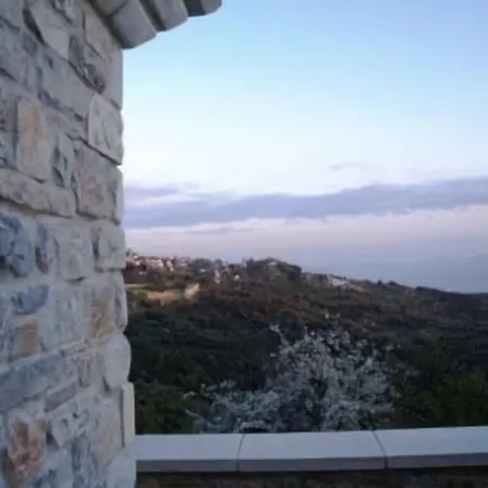 Hotel Archontika Karamarlis