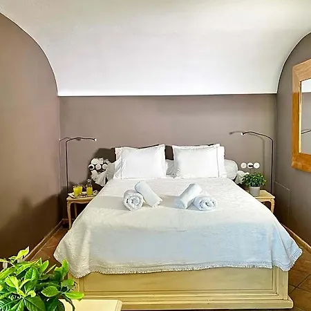 Archontika Karamarlis 3*
