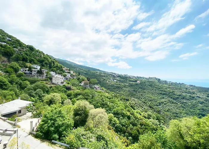 Ξενοδοχείο αρχοντικά καραμαρλής Μακρινίτσα