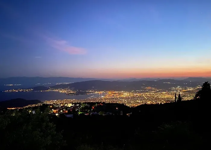 αρχοντικά καραμαρλής 3* Μακρινίτσα