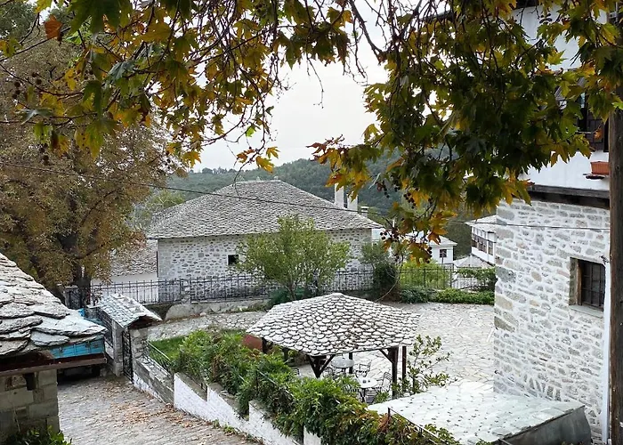 Ξενοδοχείο αρχοντικά καραμαρλής 3*