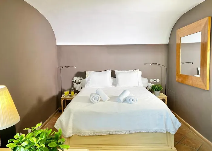 Archontika Karamarlis 3* מקריניצה