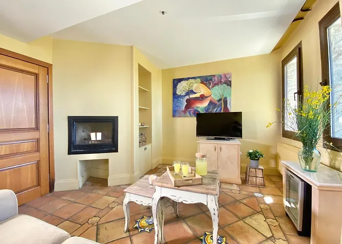 αρχοντικά καραμαρλής Μακρινίτσα