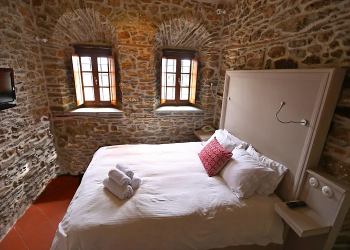 Ξενοδοχείο αρχοντικά καραμαρλής 3*