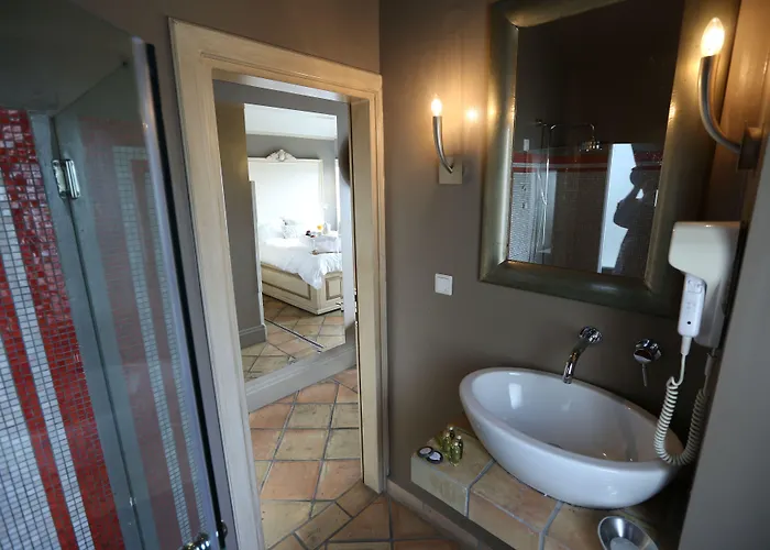 Archontika Karamarlis מקריניצה