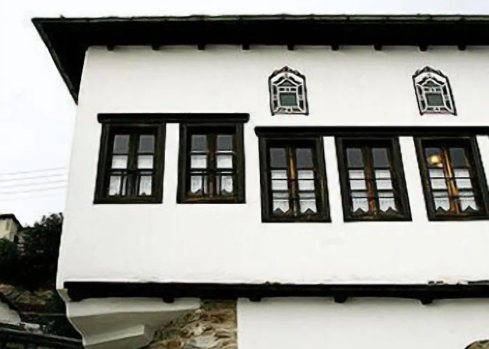 Archontika Karamarlis מקריניצה