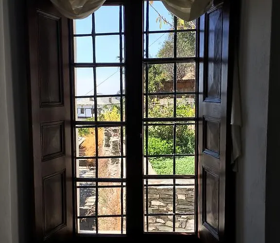 מלון Archontika Karamarlis